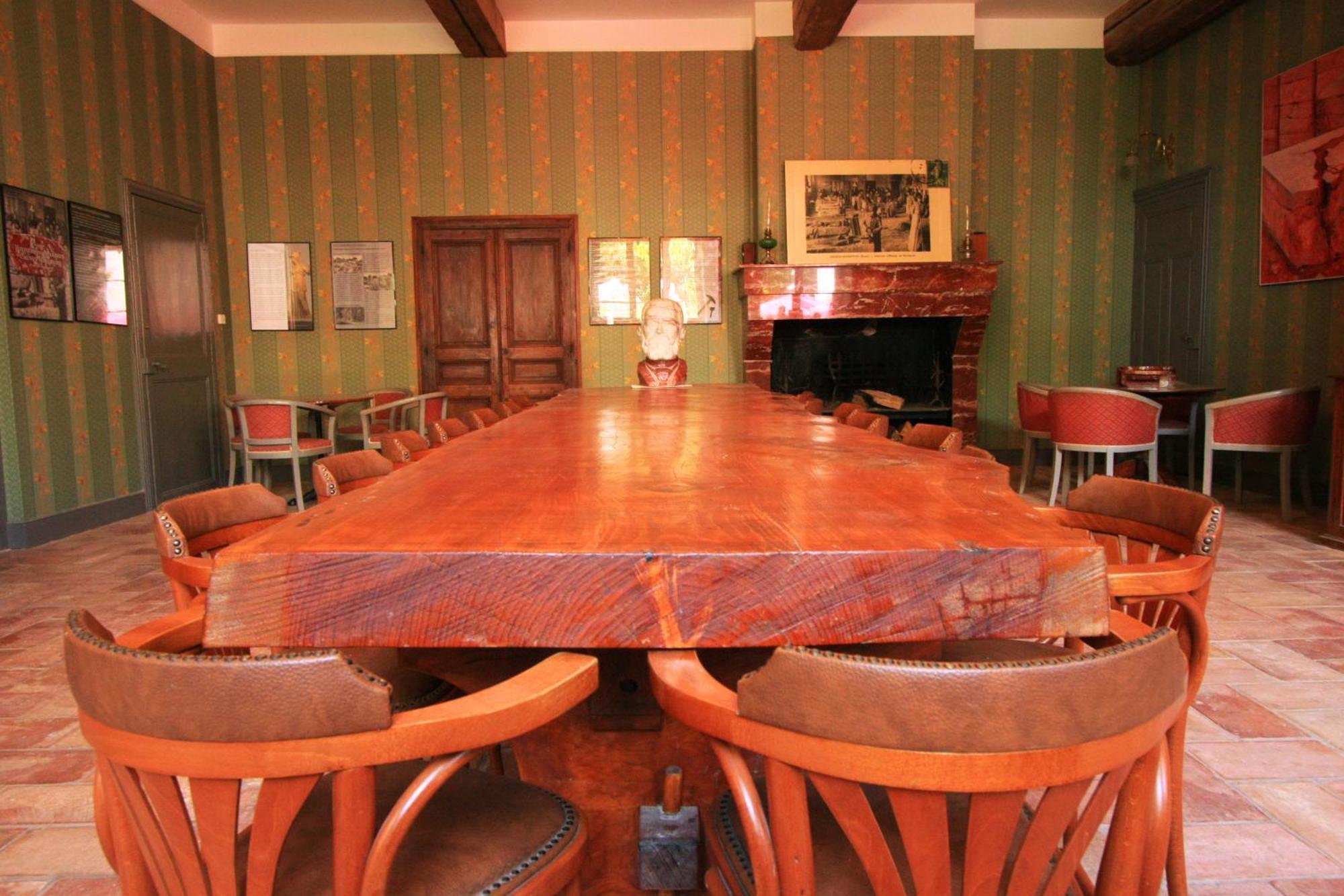 Logis Hotel - Restaurant La Marbrerie Caunes-Minervois ภายนอก รูปภาพ