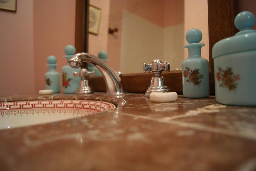 Logis Hotel - Restaurant La Marbrerie Caunes-Minervois ห้อง รูปภาพ