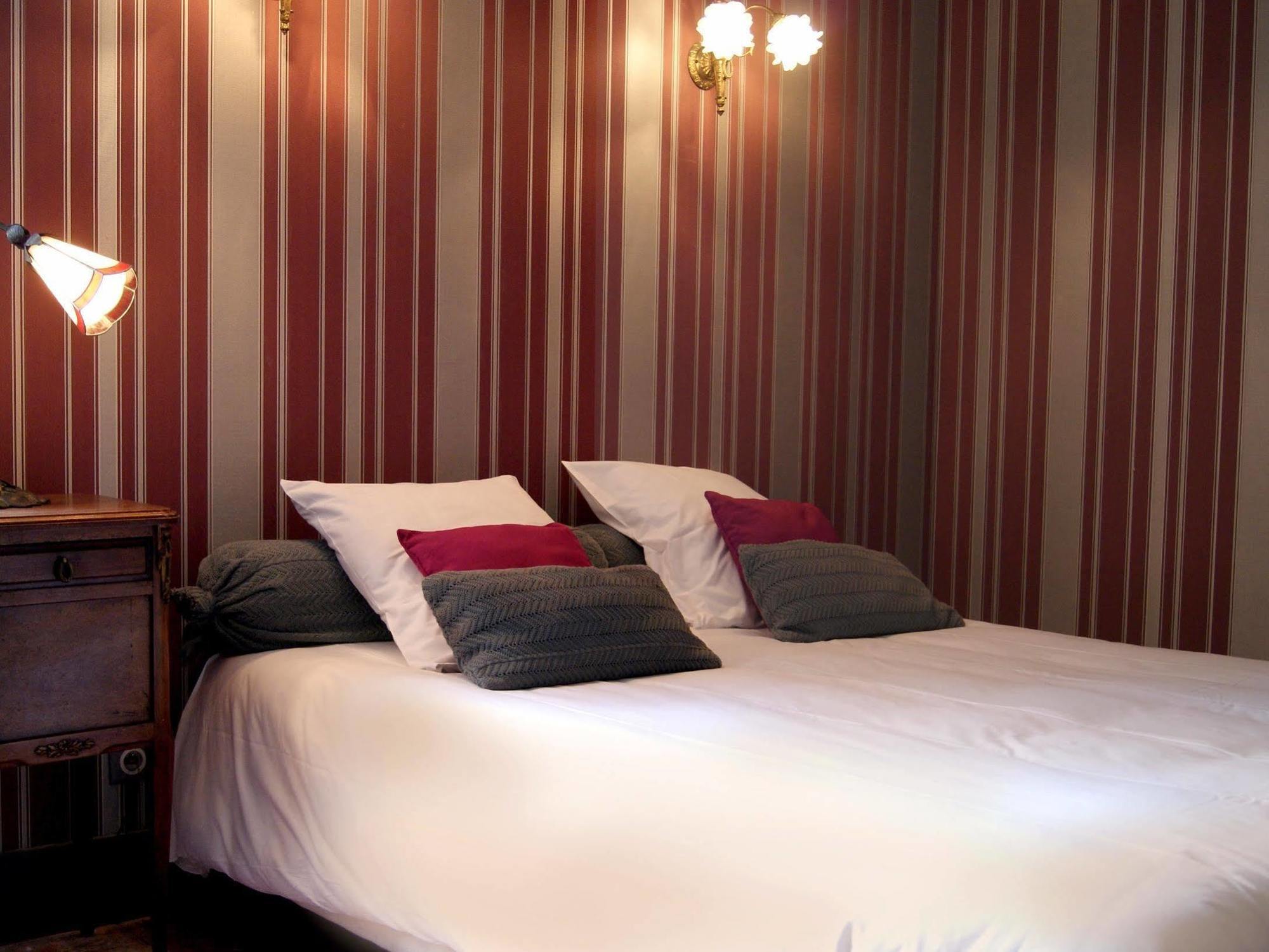 Logis Hotel - Restaurant La Marbrerie Caunes-Minervois ภายนอก รูปภาพ